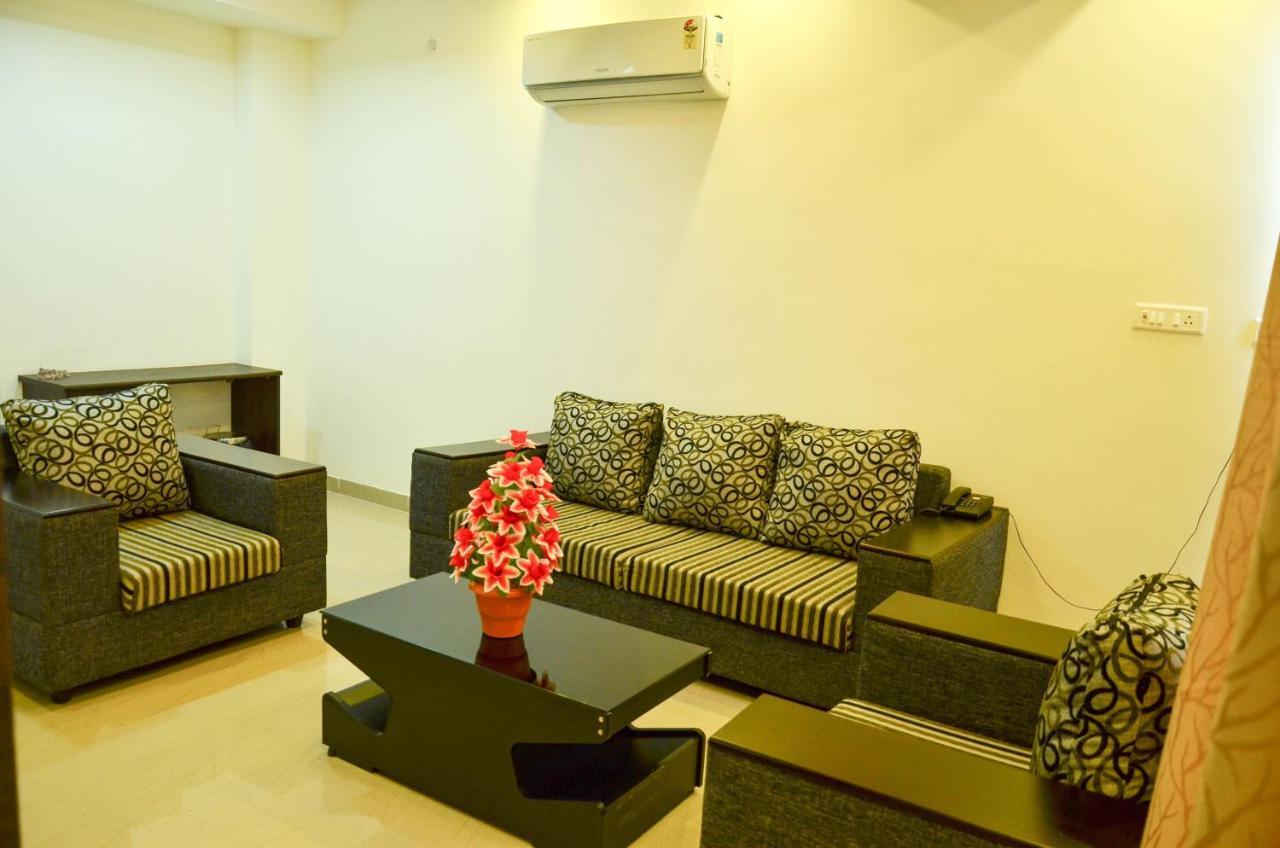 Ambāsamudram Hotel Ambai Grand מראה חיצוני תמונה